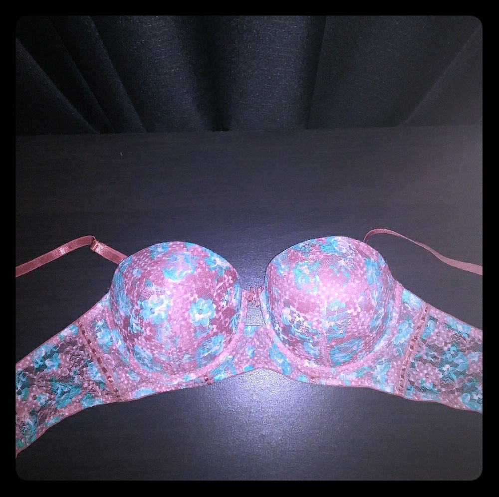 Laced bra
